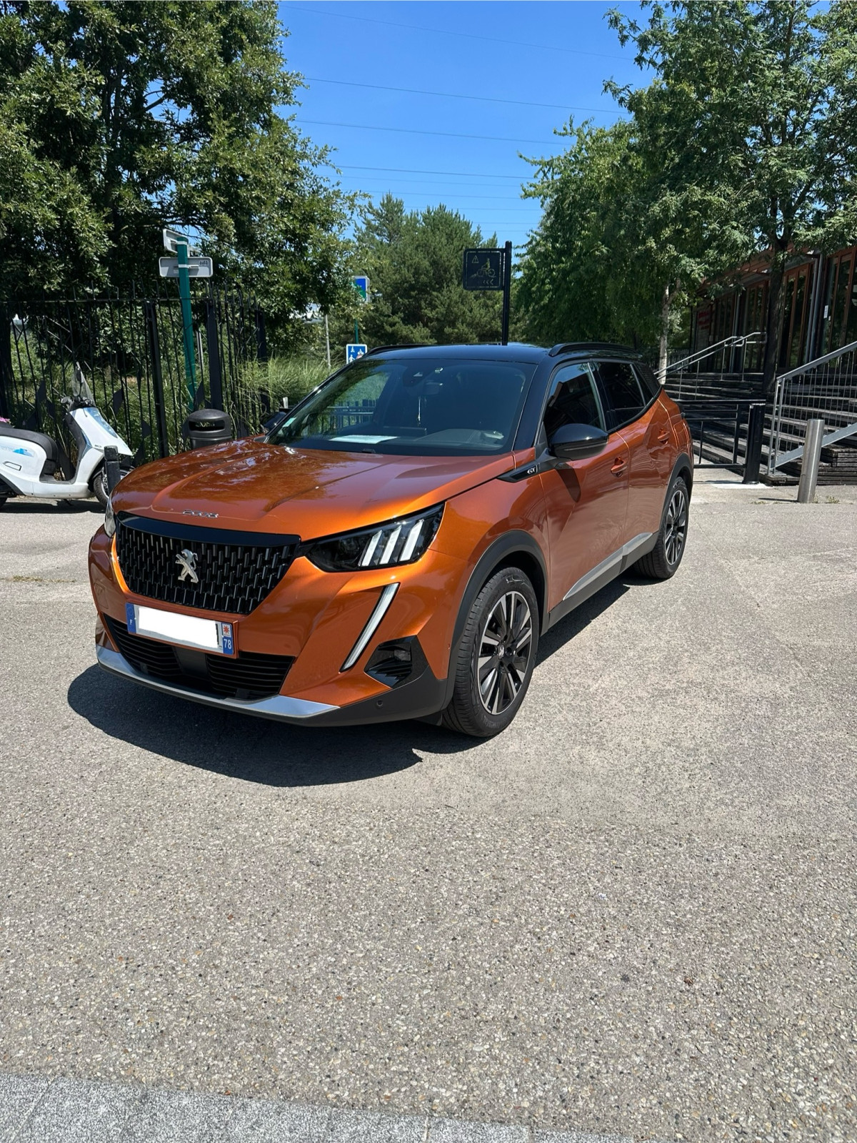PEUGEOT 2008 GT 2022 1.2 Essence 130cv EAT 8
