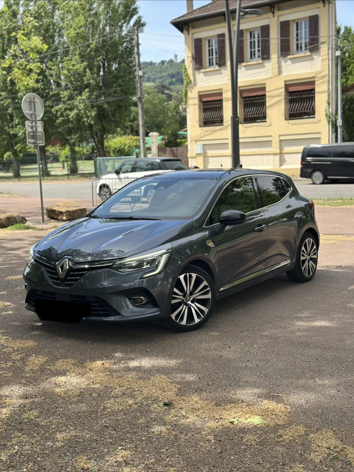 clio 5 initial Paris