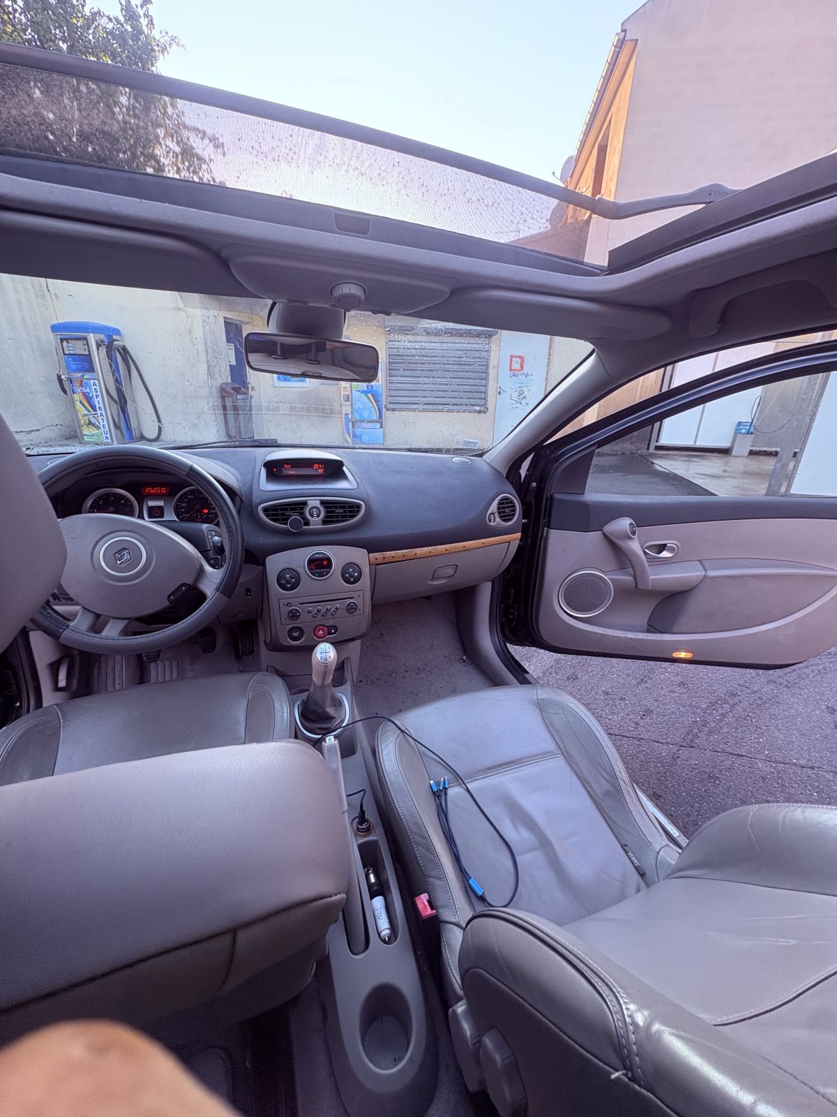 Clio 3 initiale Paris