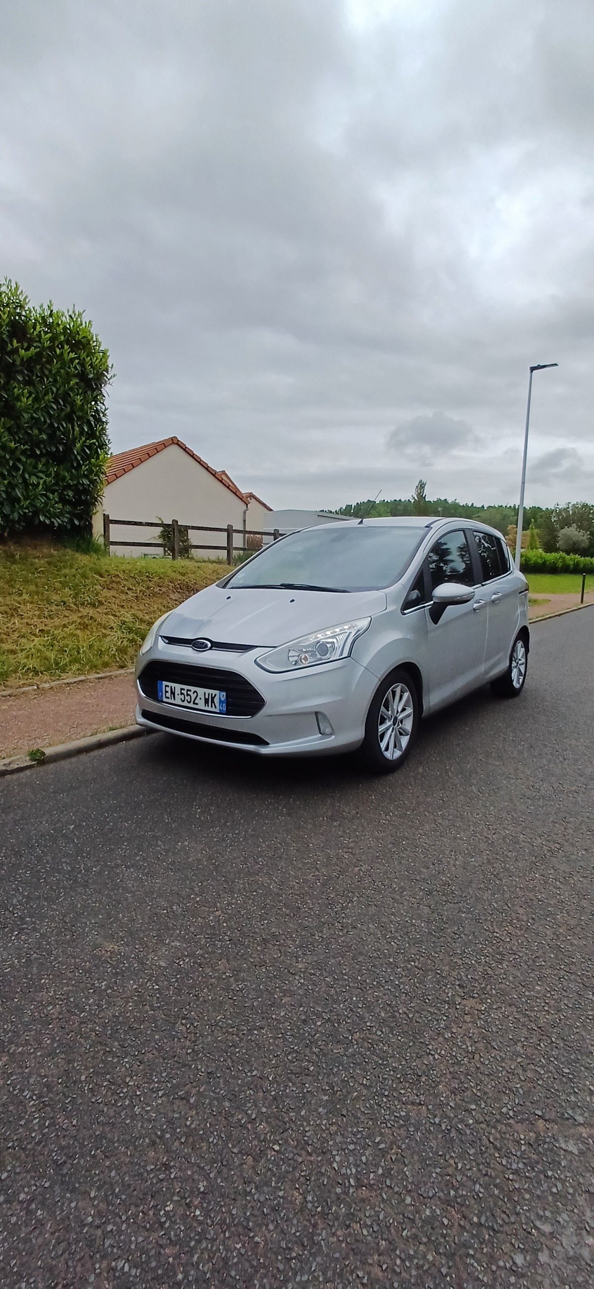 Ford b max 1.5 tdci 95 cv titanium