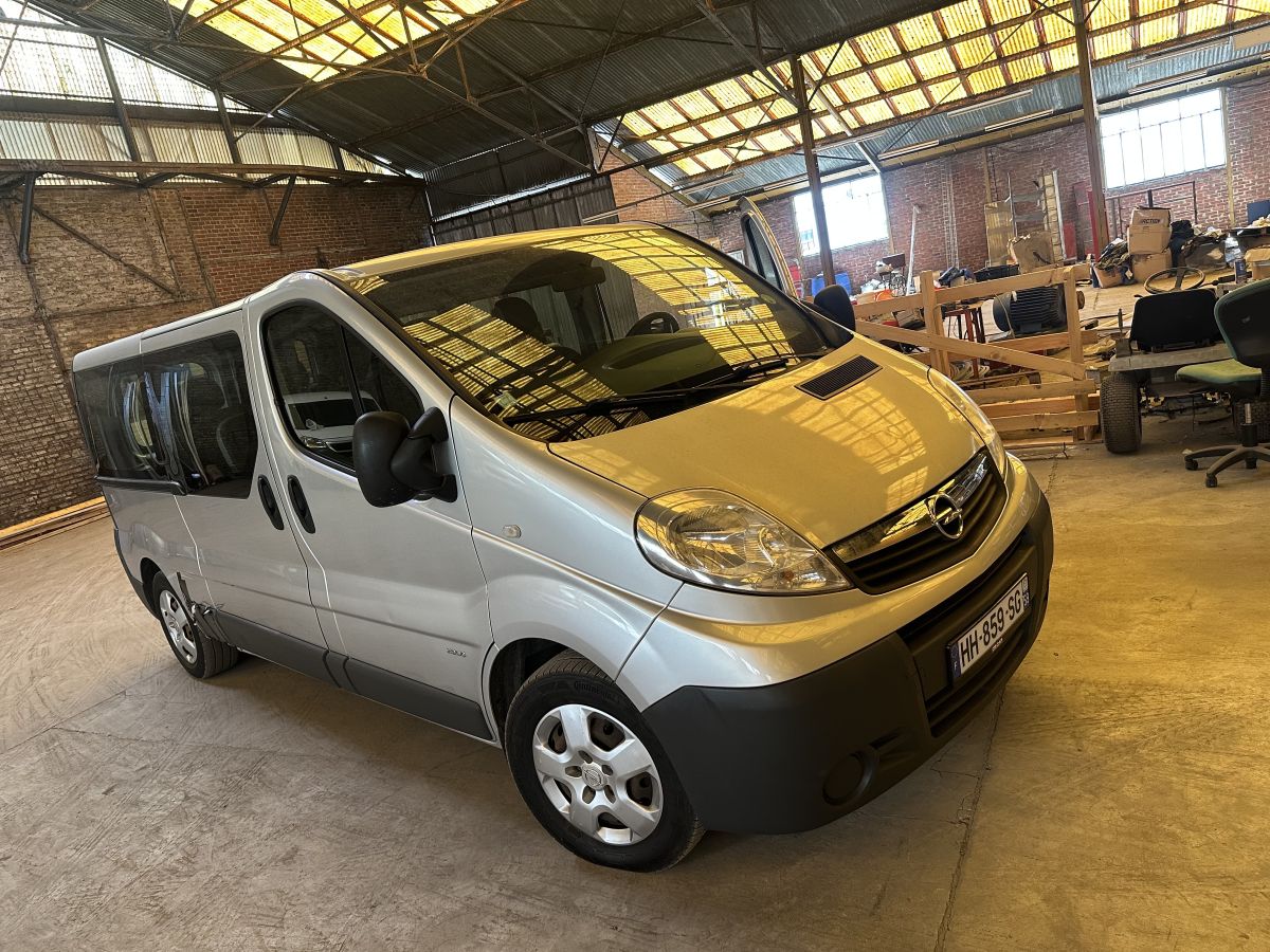 opel Vivaro