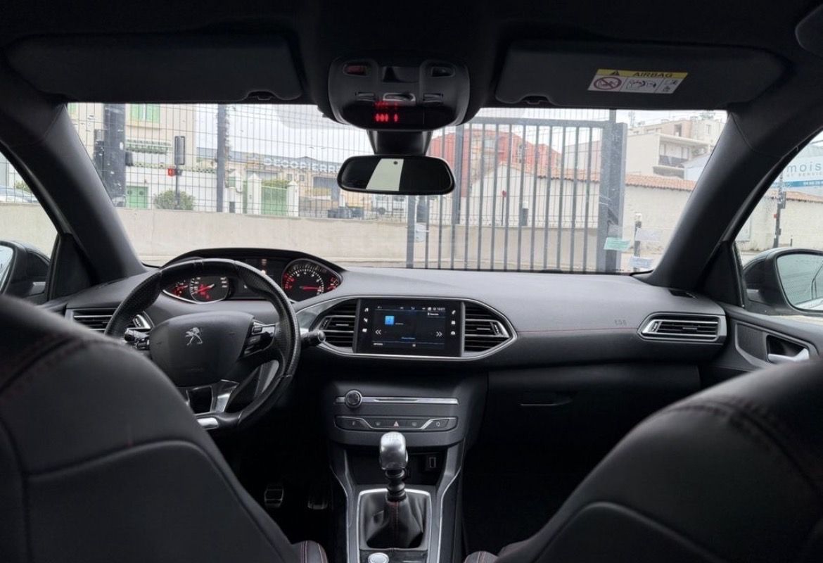 Peugeot 308 GT Line 2015 130ch