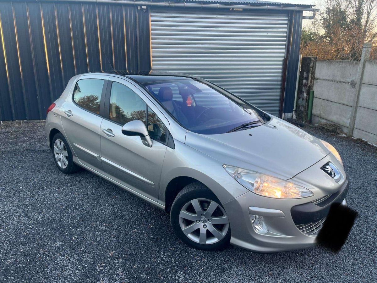 Peugeot 308 1.6Hdi 110 100000klms certifiés