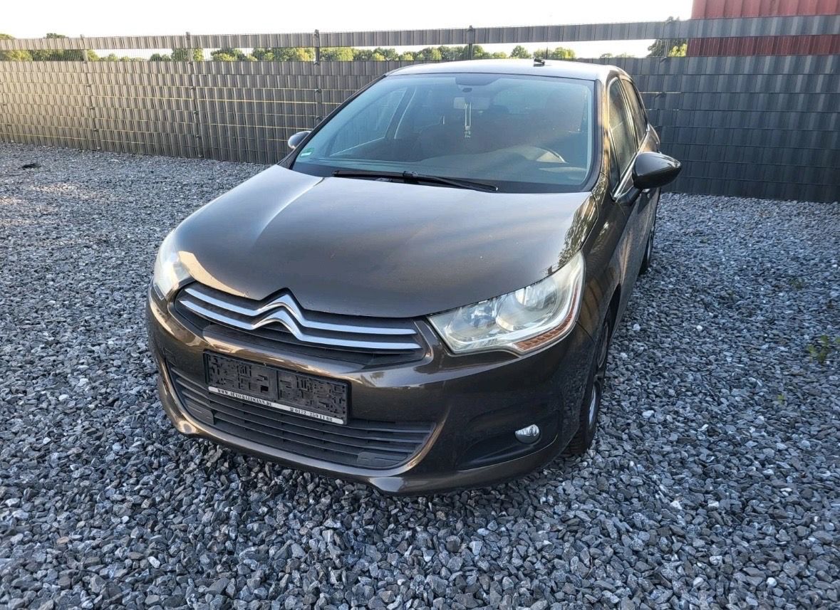 Citroen c4 1.6 hdi 112cv boîte 6 année 2012