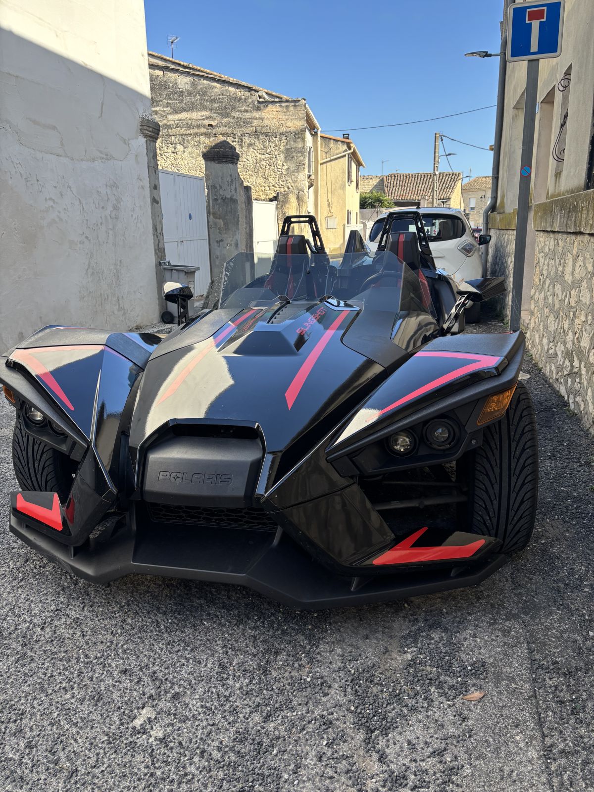 Polaris slingshot