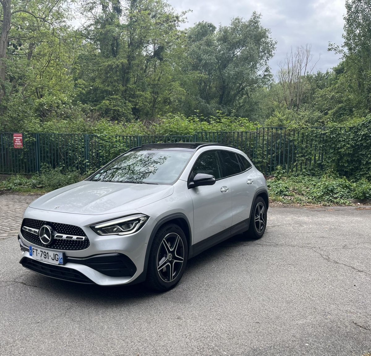 GLA 200D