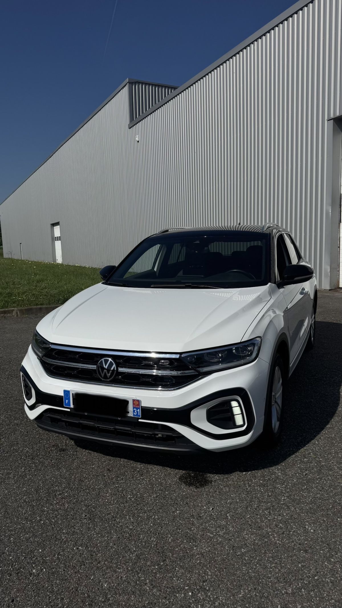 VOLKSWAGEN T-ROC R-LINE