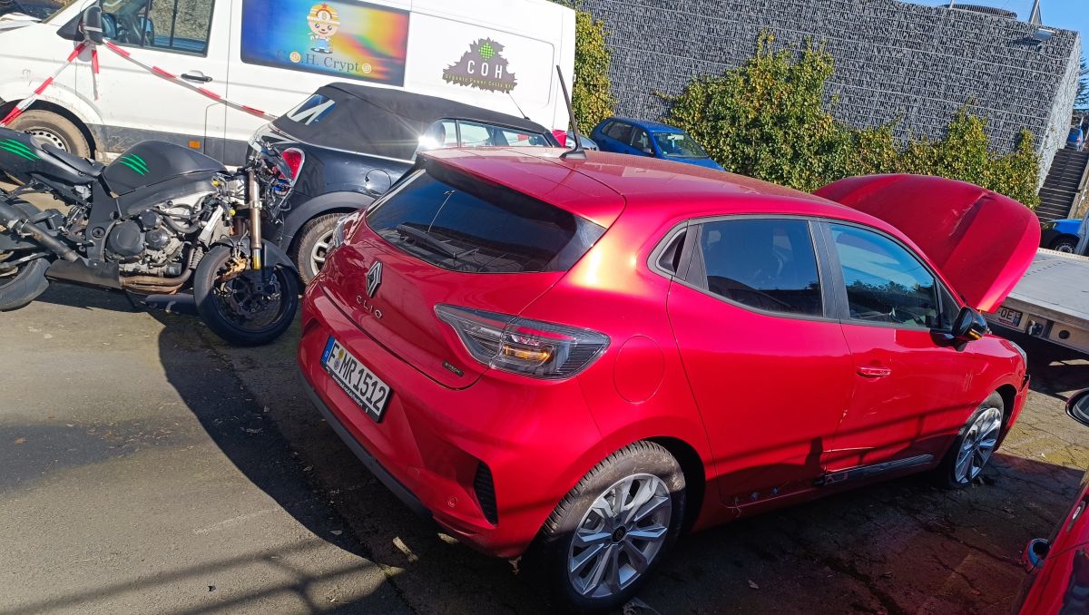 clio 5 évolution léger choc sans procédure