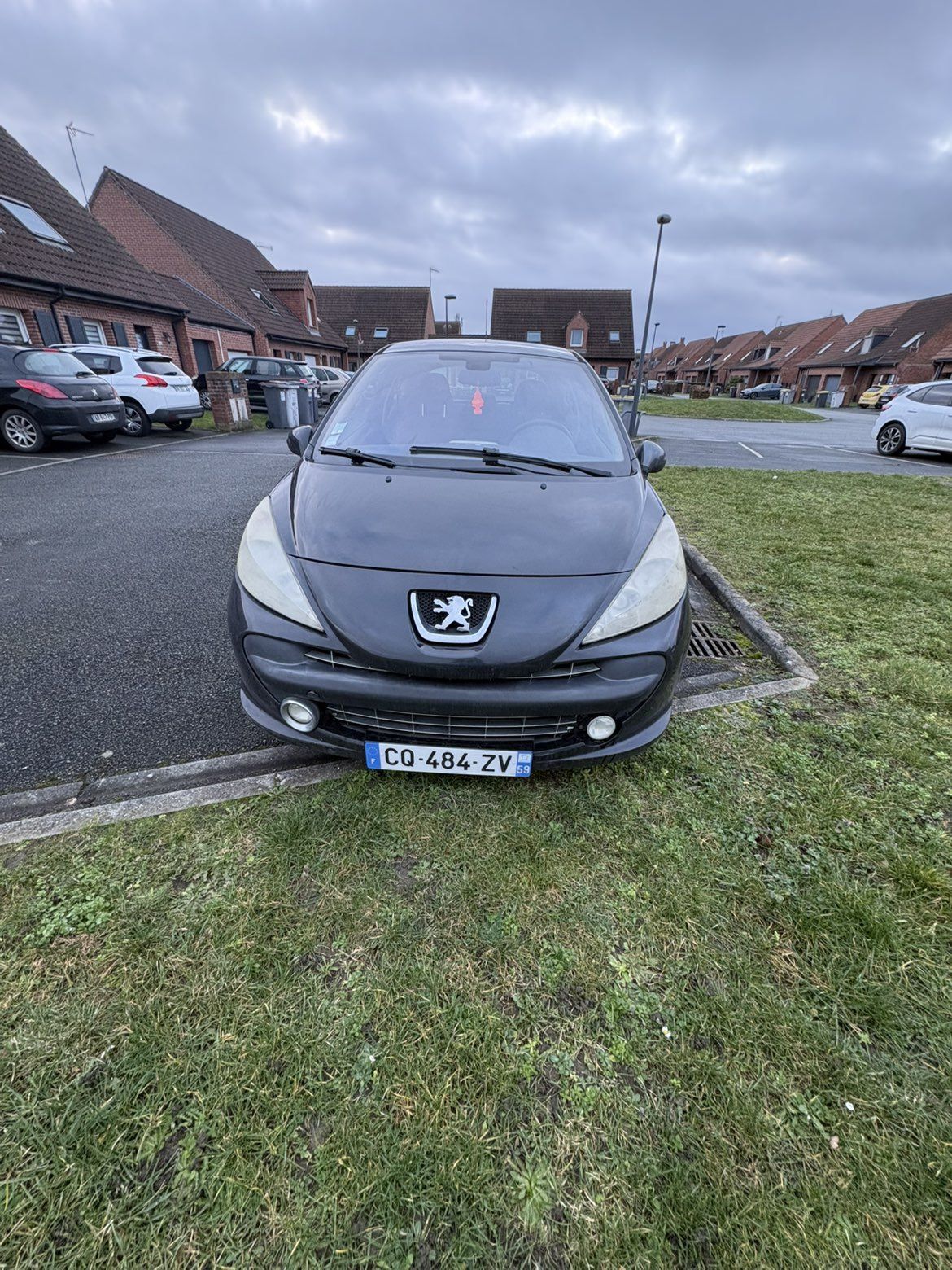 207 1,6 hdi 110cv 220000km ct -6mois