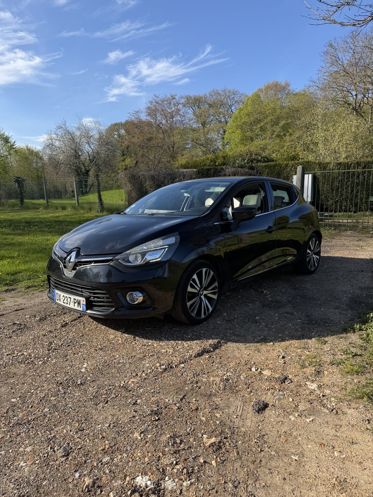renault clio IV INITIALE PARIS
