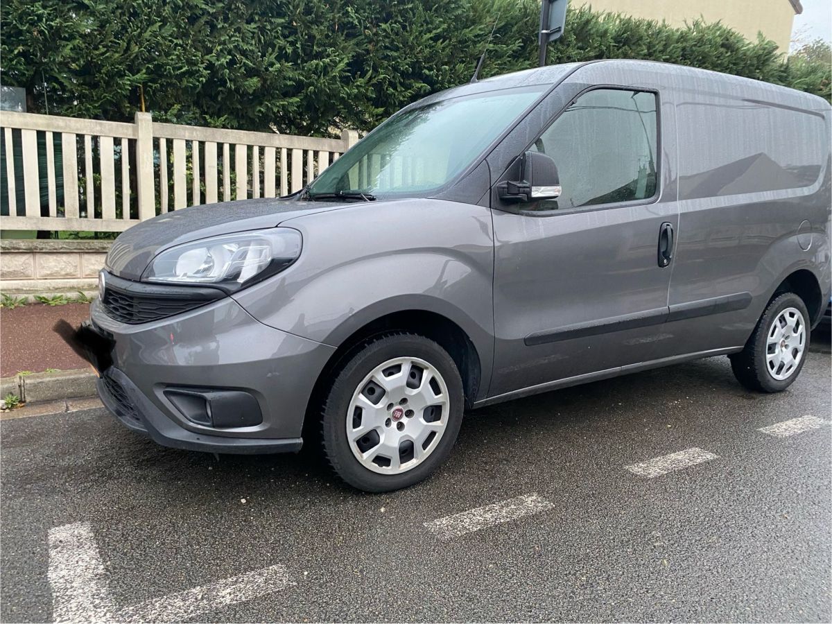 Fiat doblo 3 place