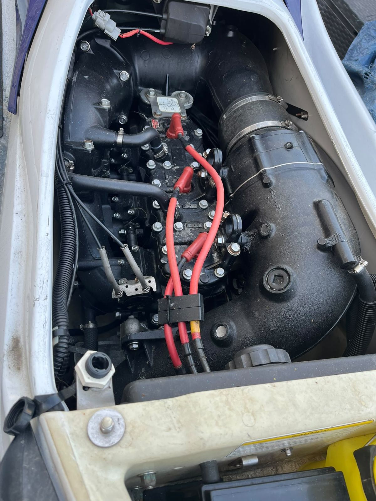 AUDI A4 CABRIOLET JET SKI YAMAHA