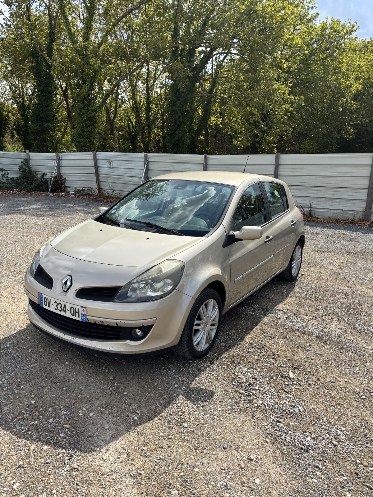 Renault Clio 3  Initiale 2007 112 ch
