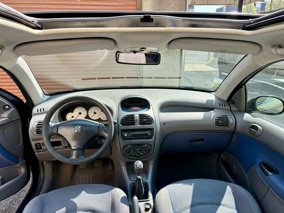 PEUGEOT 206 1.4 i 75cv