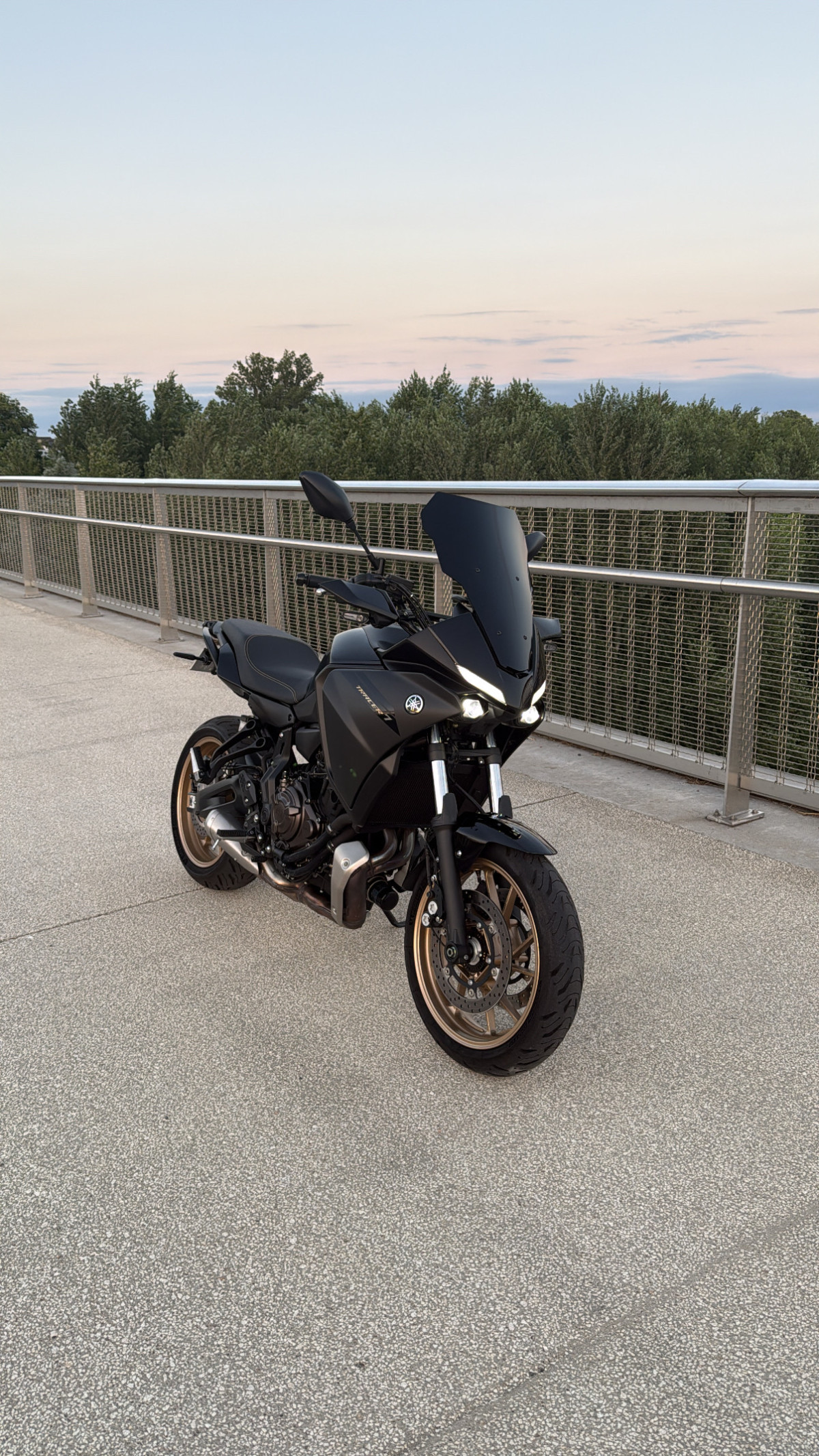tracer 7 Midnigth Black 2024