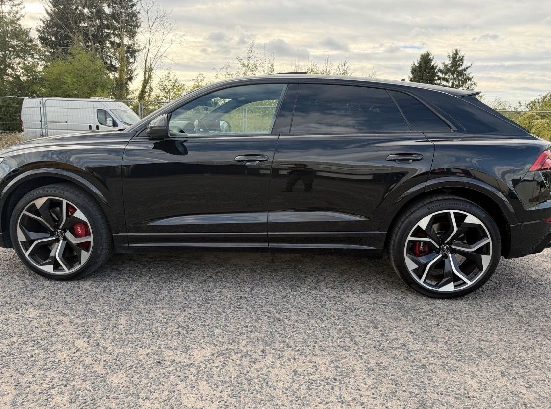 Audi RSQ8 600cv