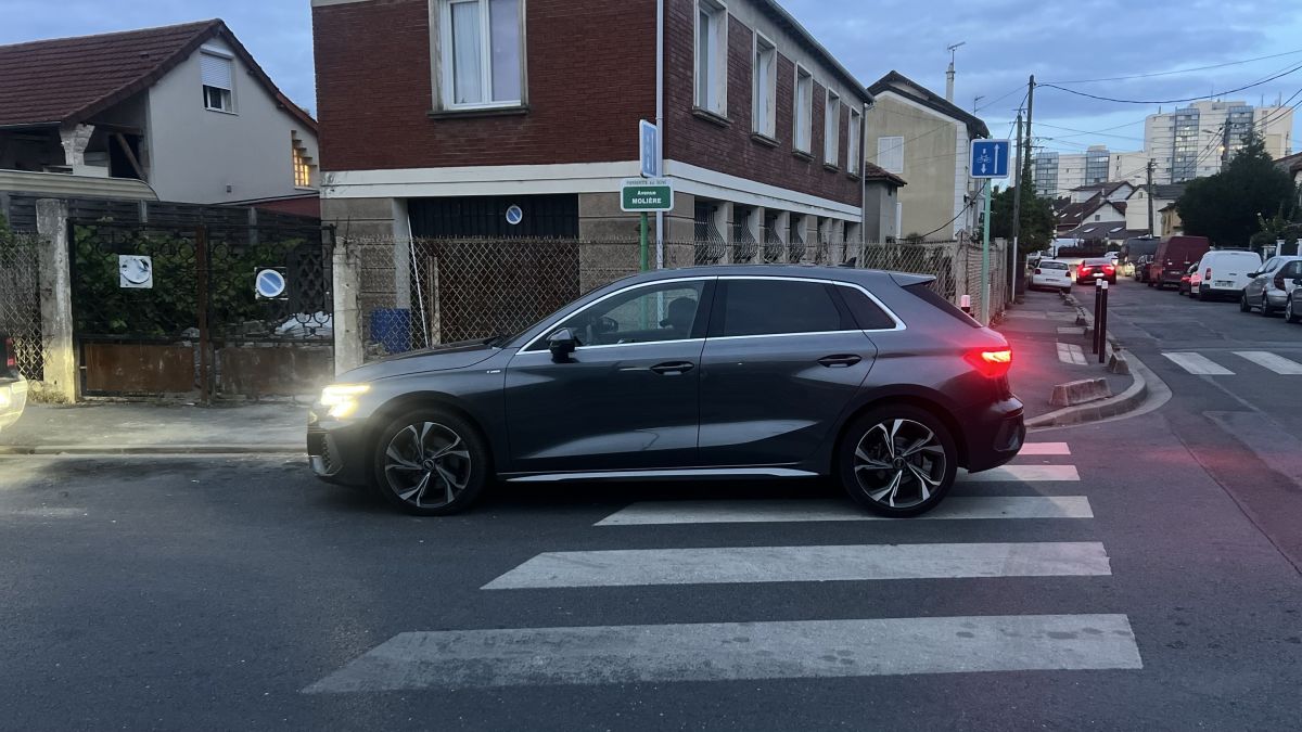 Audi a3 sline + 2 l 150ch