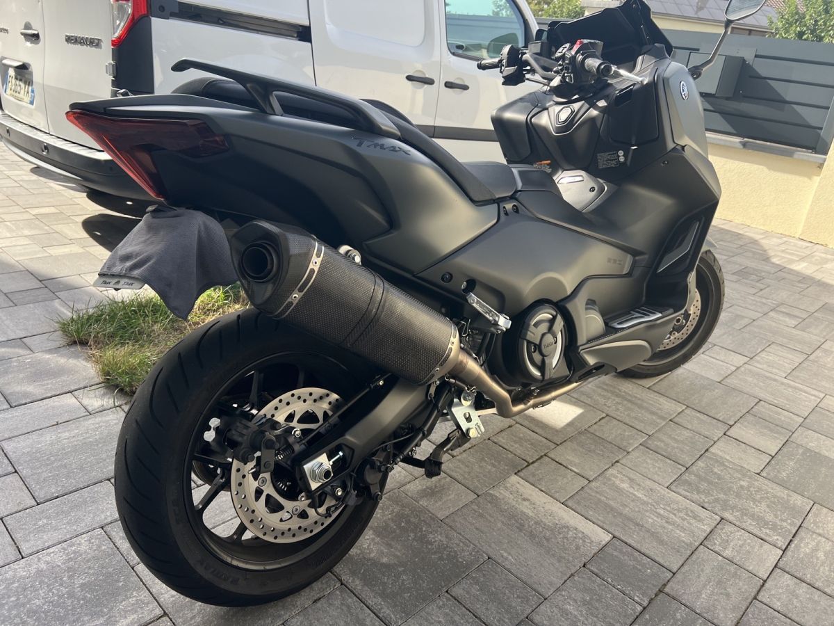 Yamaha T Max 560 2025 Akrapovic