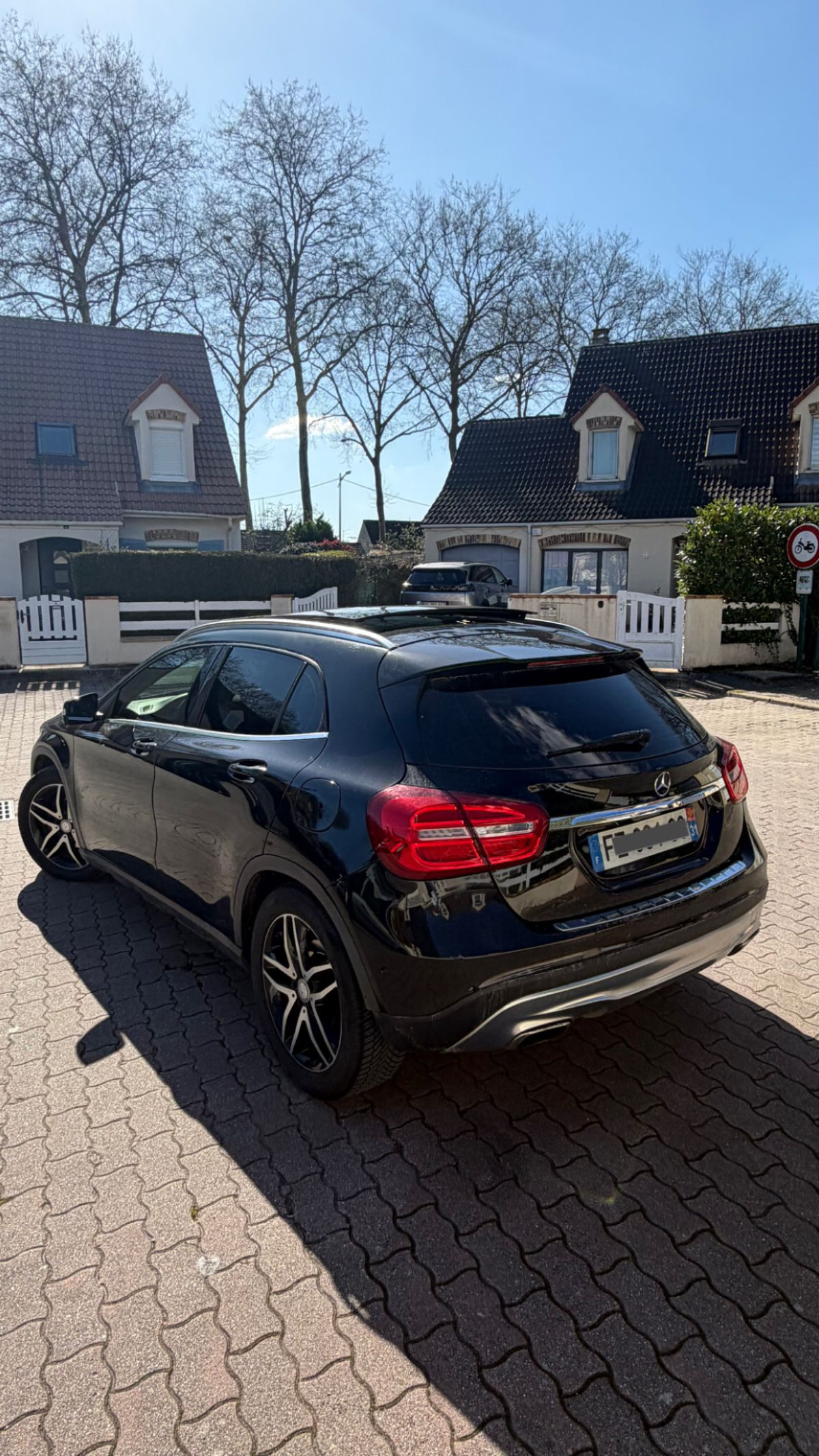 MERCEDES GLA 200