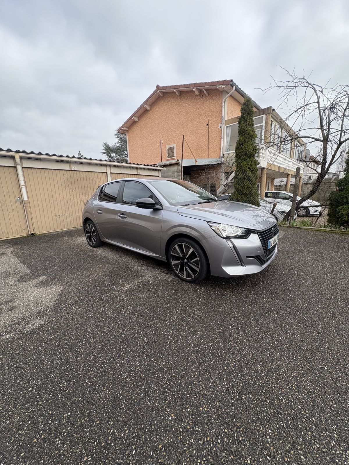 208 1.5 bluehdi 100cv