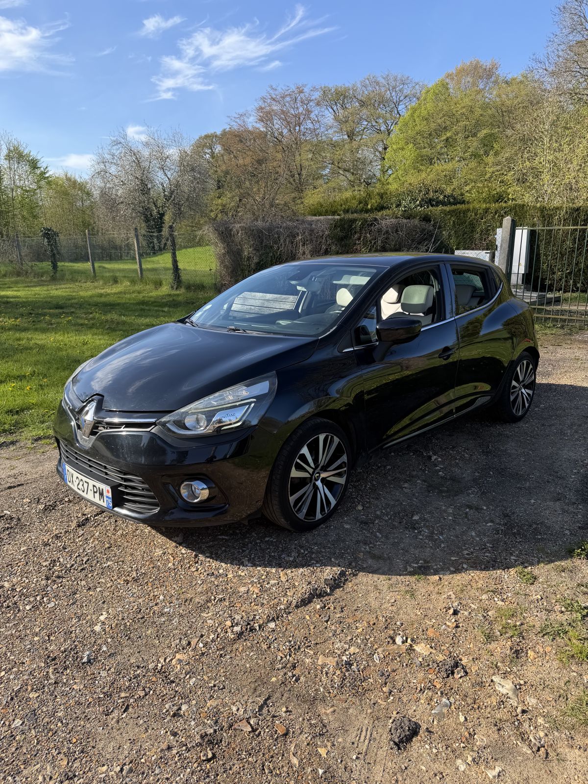 renault clio iv initiale paris