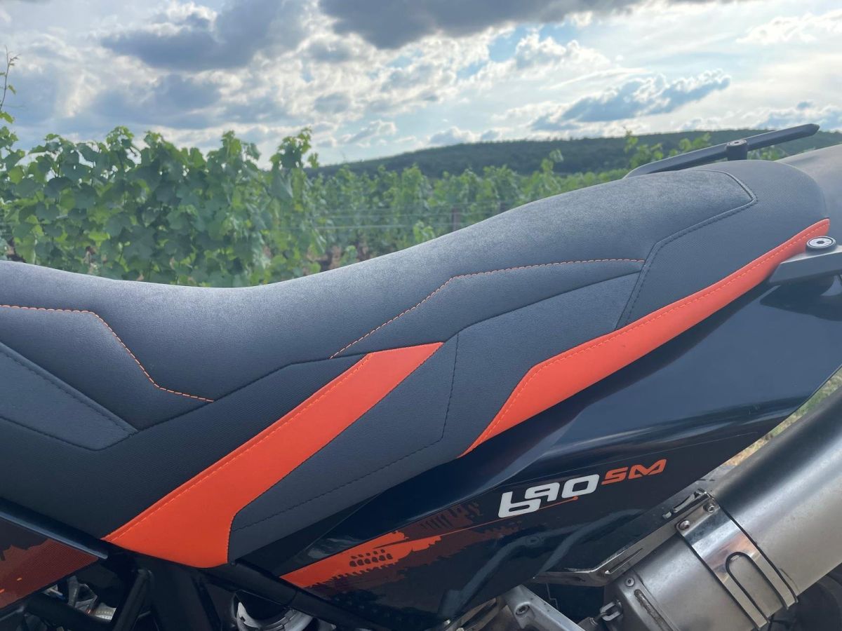 KTM 690 SMC - entretien complet - ct vierge