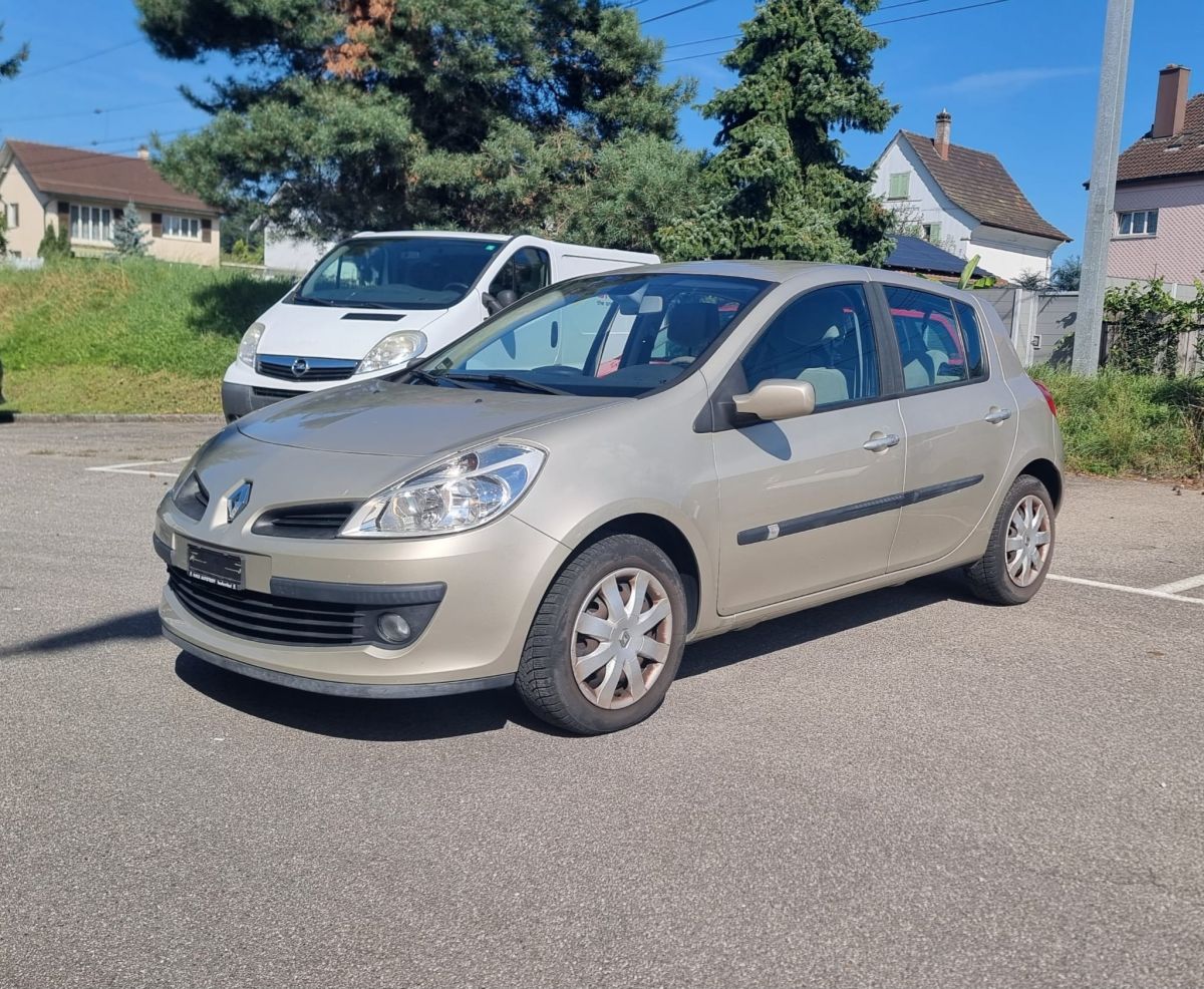 Renault Clio 3 1.6 16v 110 boîte auto hs Suisse 75000km