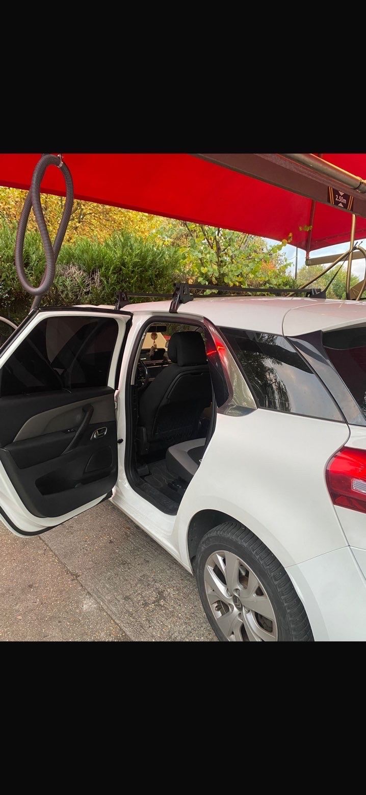 je vends mon véhicule C4, Picasso