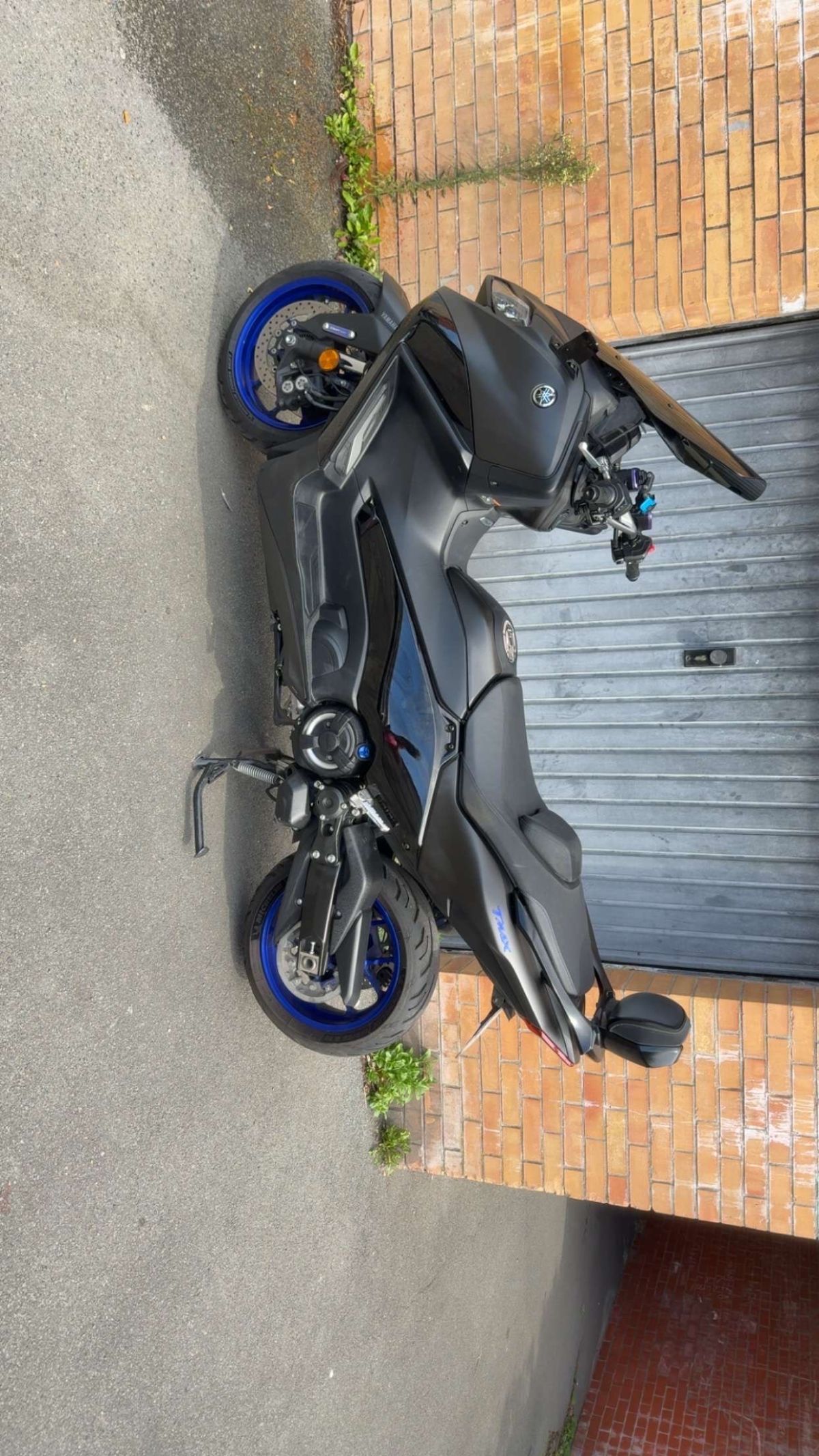 Yamaha T-max 560