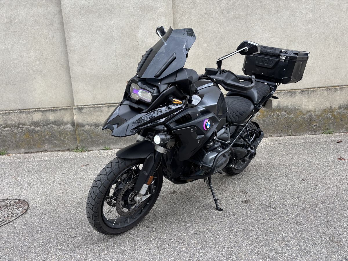 1250Gs triple black