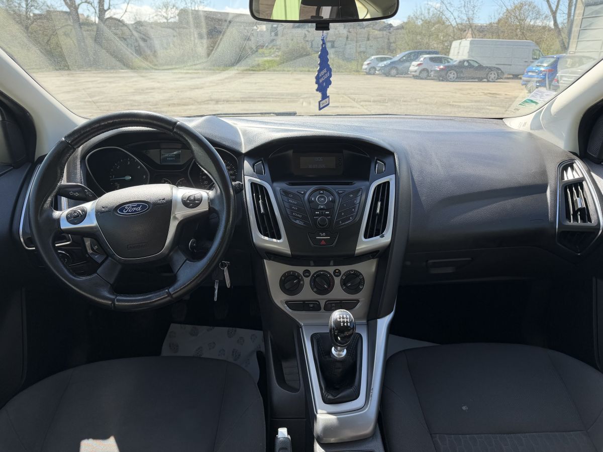 Ford focus III hatchback 1,6tdci fap s&s115cv