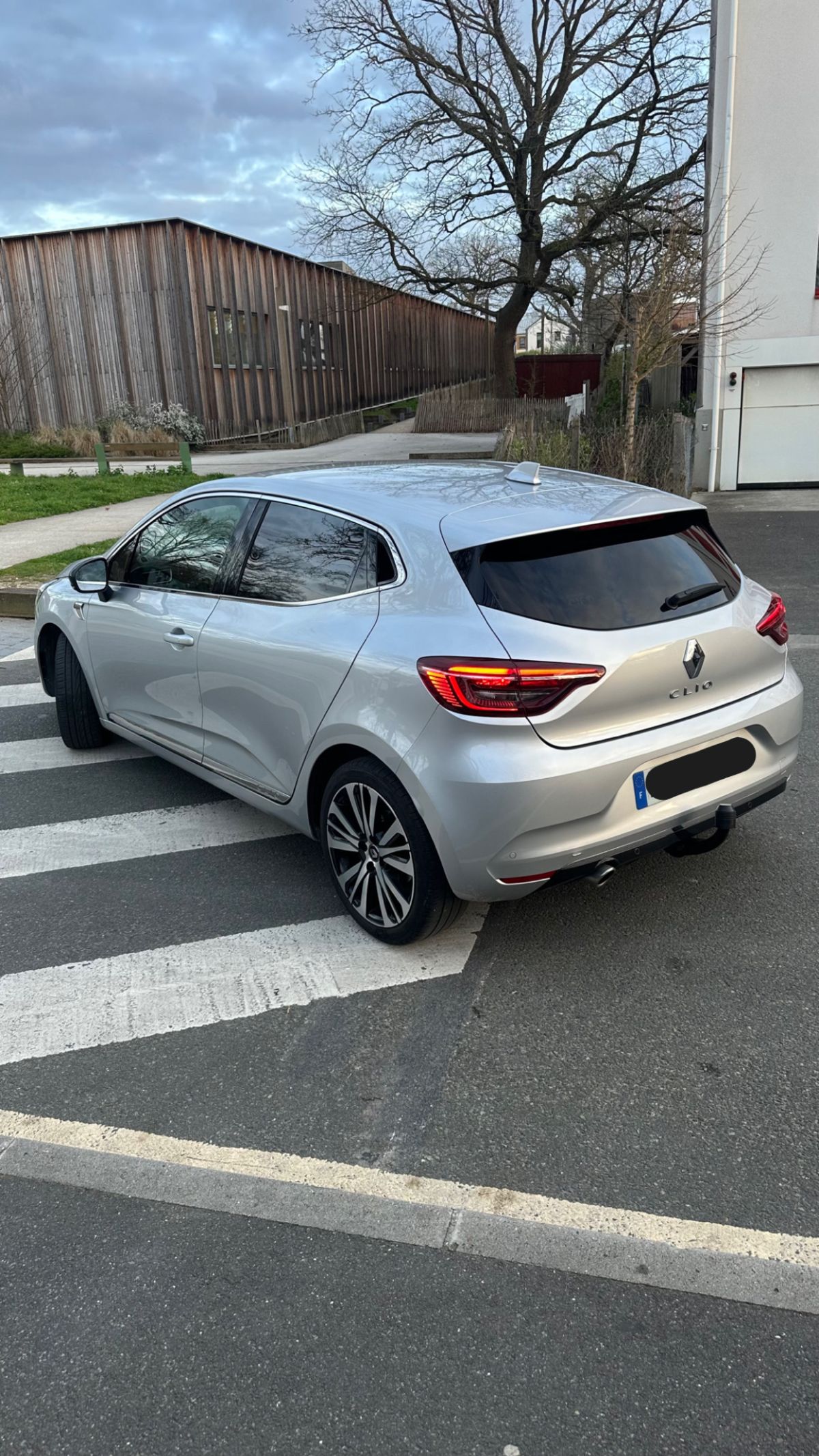 Clio 5 initiale Paris