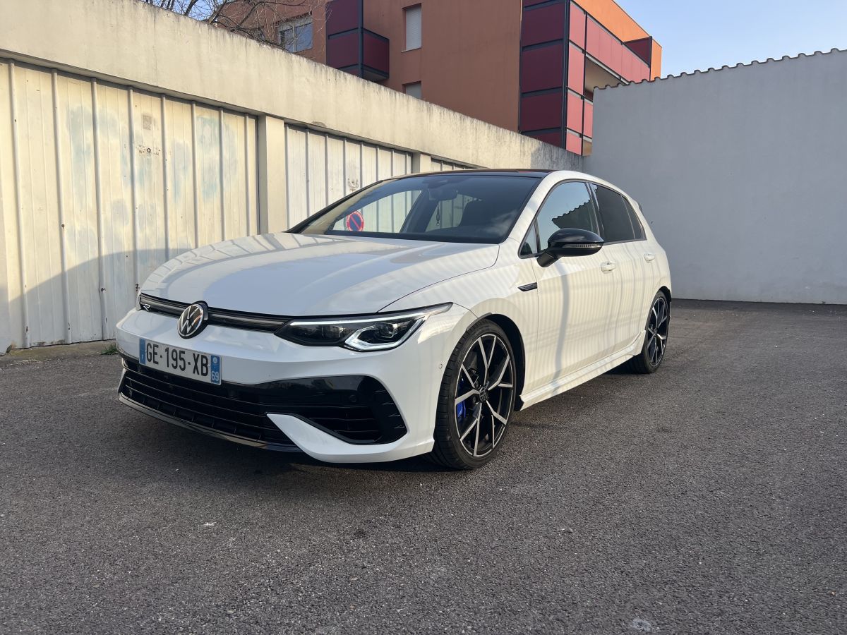 Volkswagen Golf 8R Performance