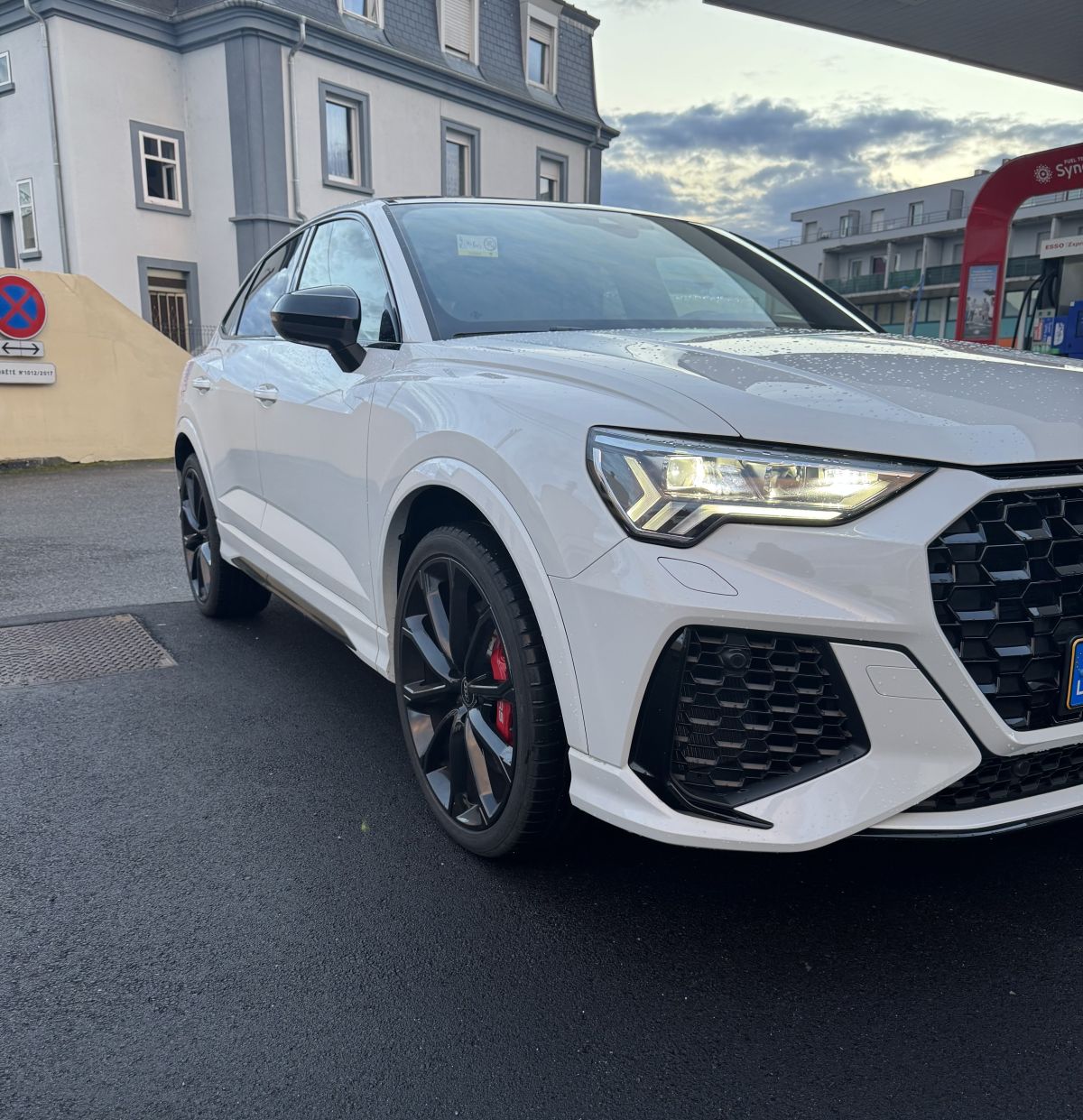 AUDI RSQ3