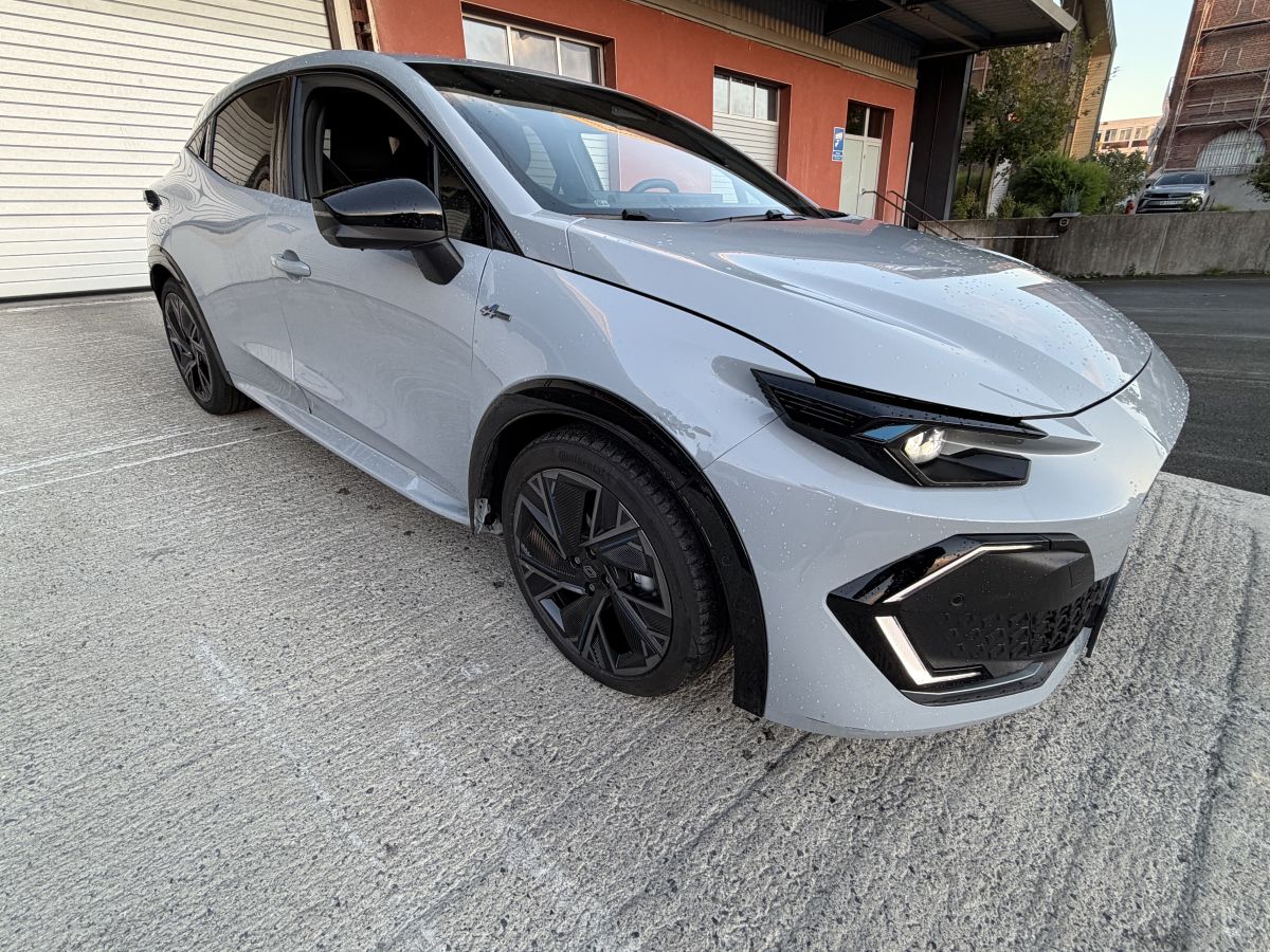clio 6 alpine léger coup bas de caisse full 2026