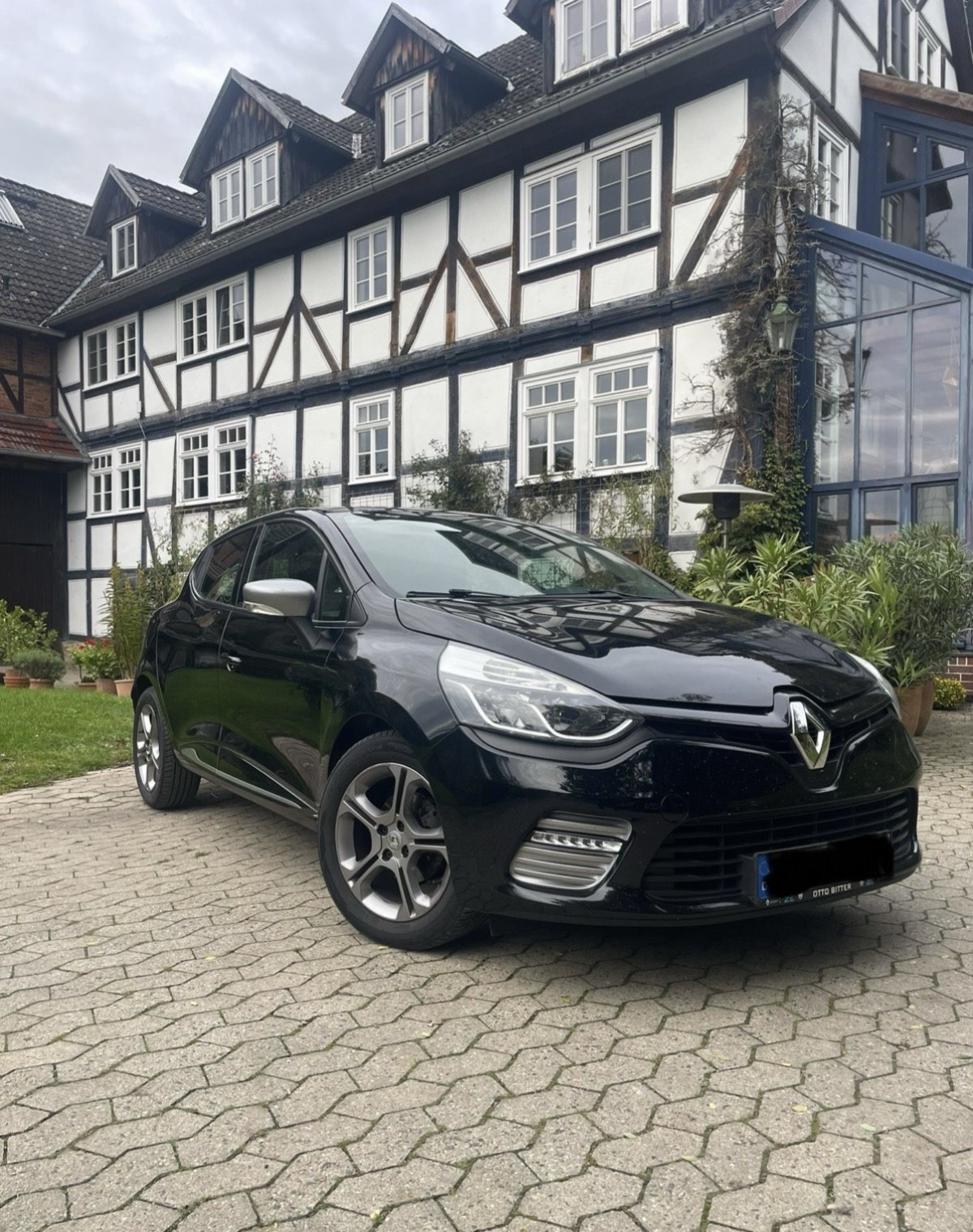 Clio 4 GT LINE CARNET ENTRETIEN COMPLET