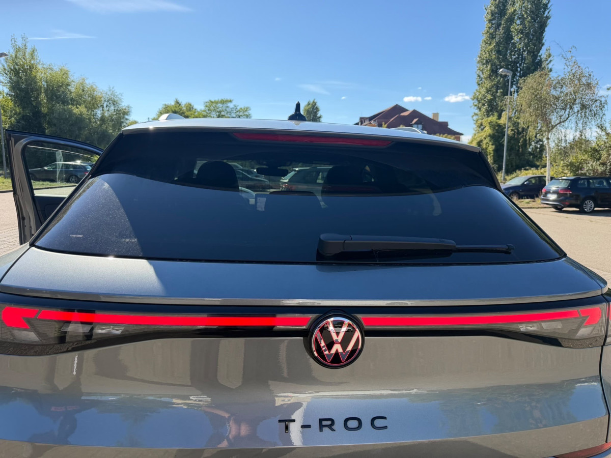 Photo de T-Roc eTSI 1.5L r-line