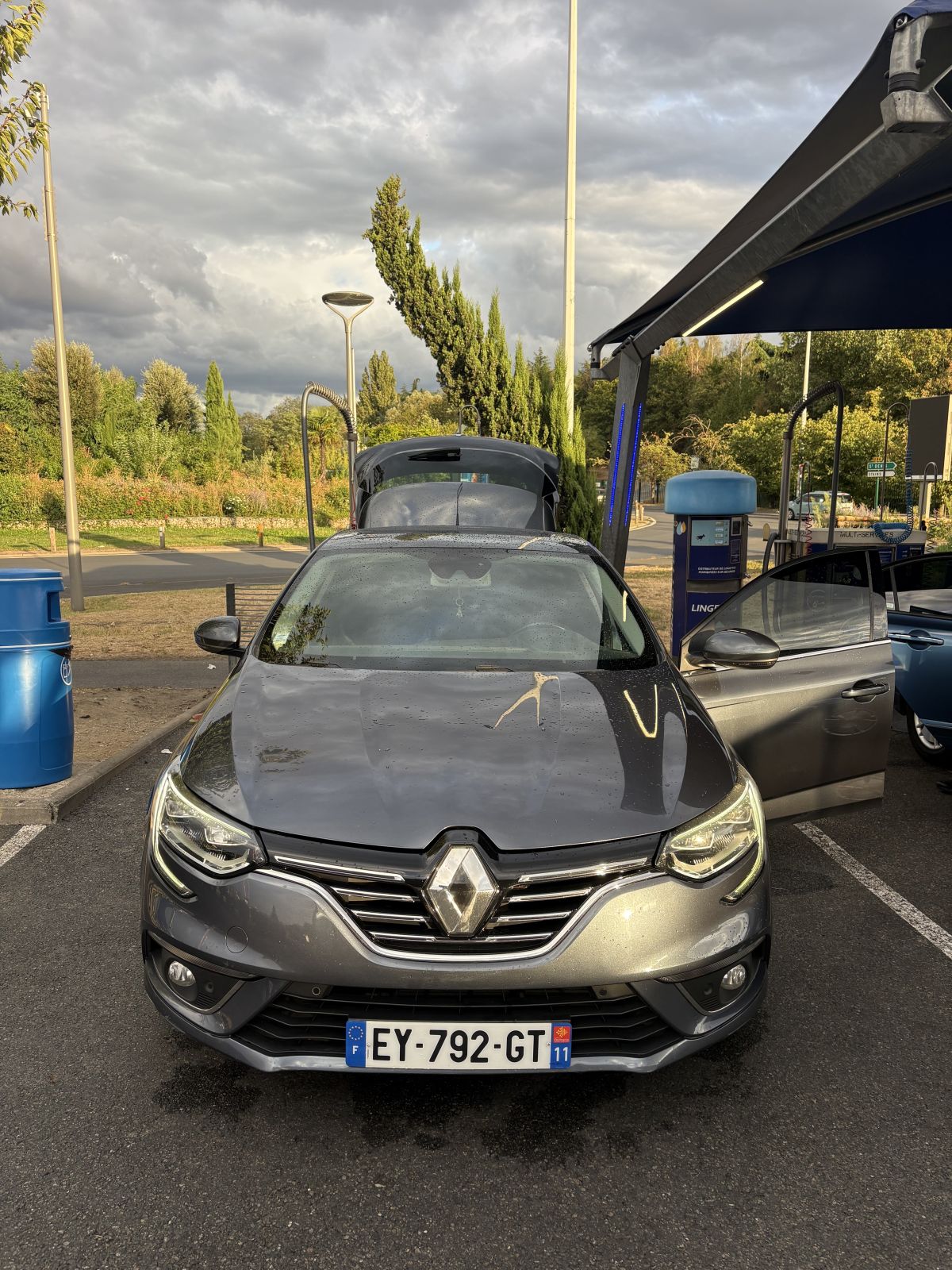 Mégane IV intens édition BOSE ciel étoilé