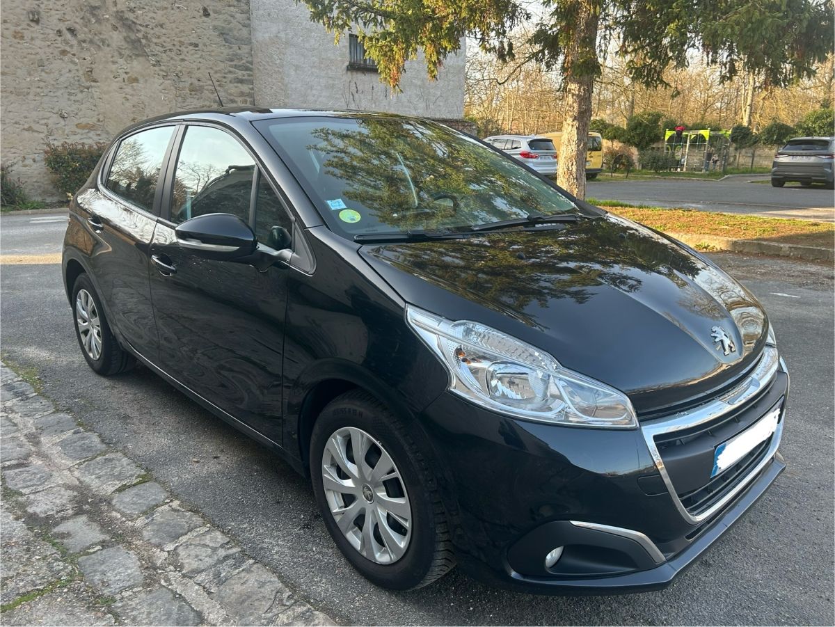 Peugeot 208 1.5 Blue HDI 100cv CarPlay