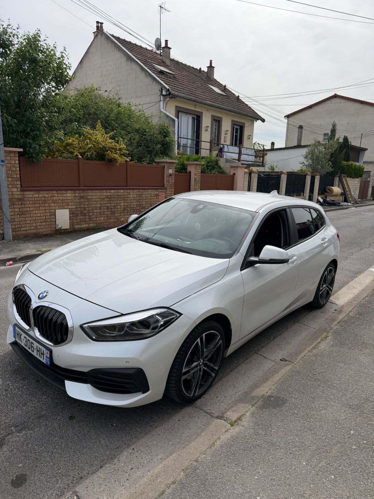 BMW SÉRIE 1 118i