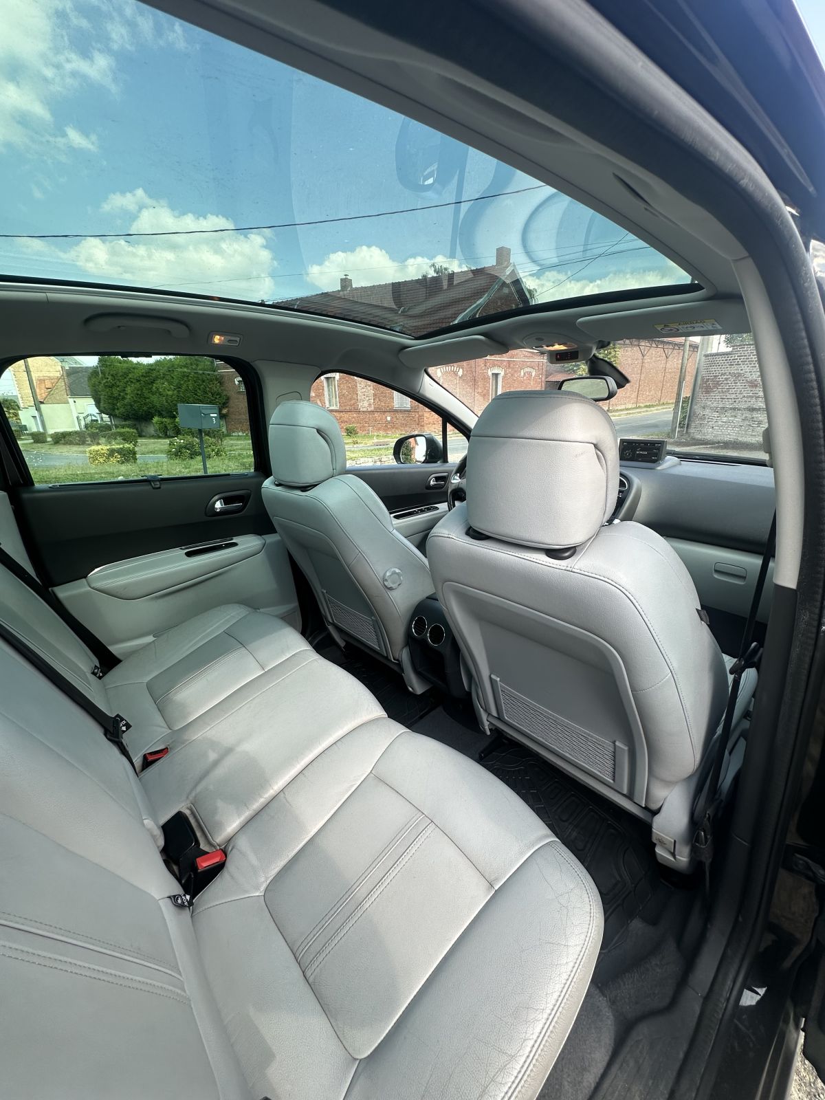 PEUGEOT 3008 Phase 2 1.6 e-HDi cv Boîte auto