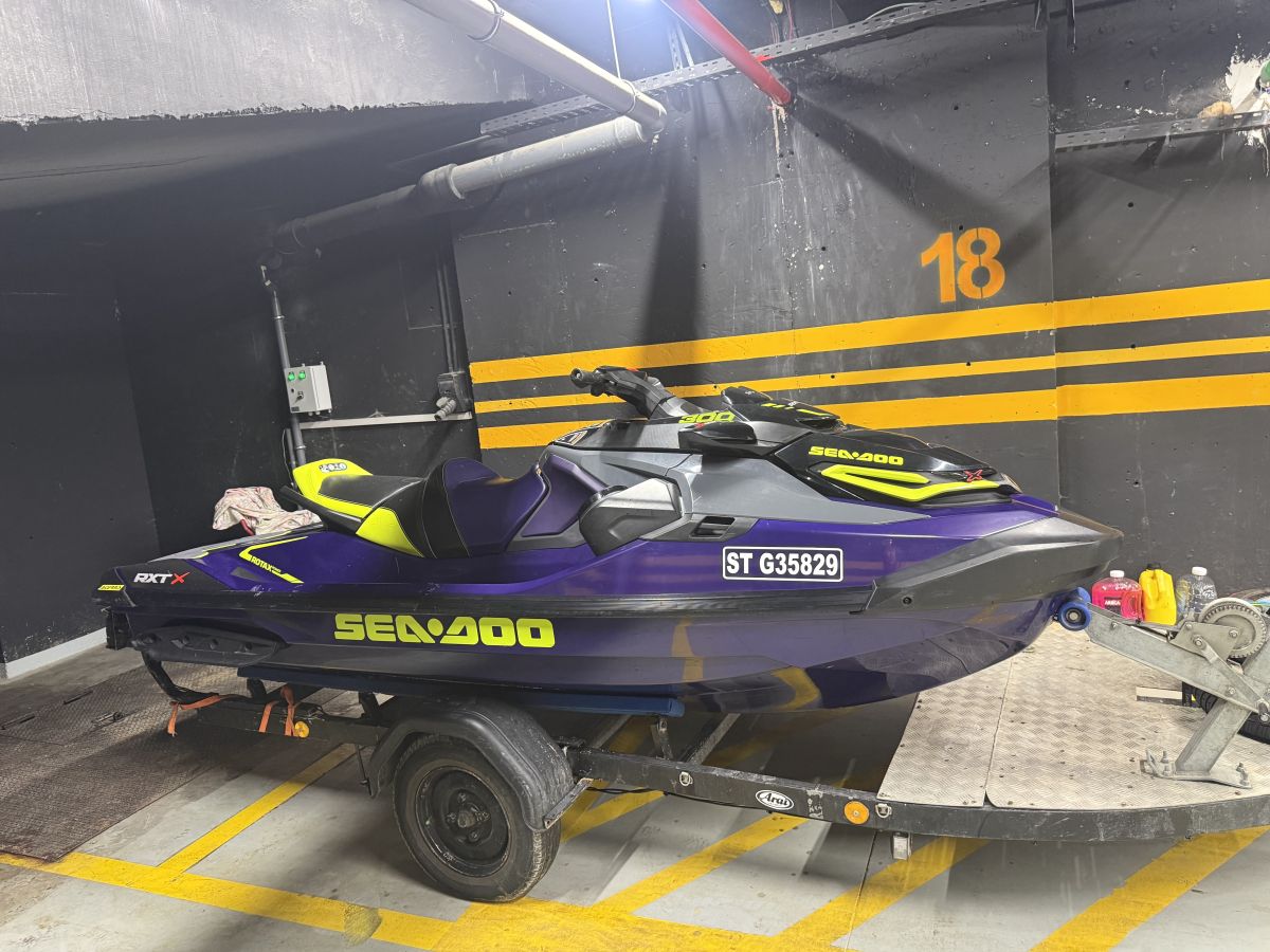 300 RXT - X RS