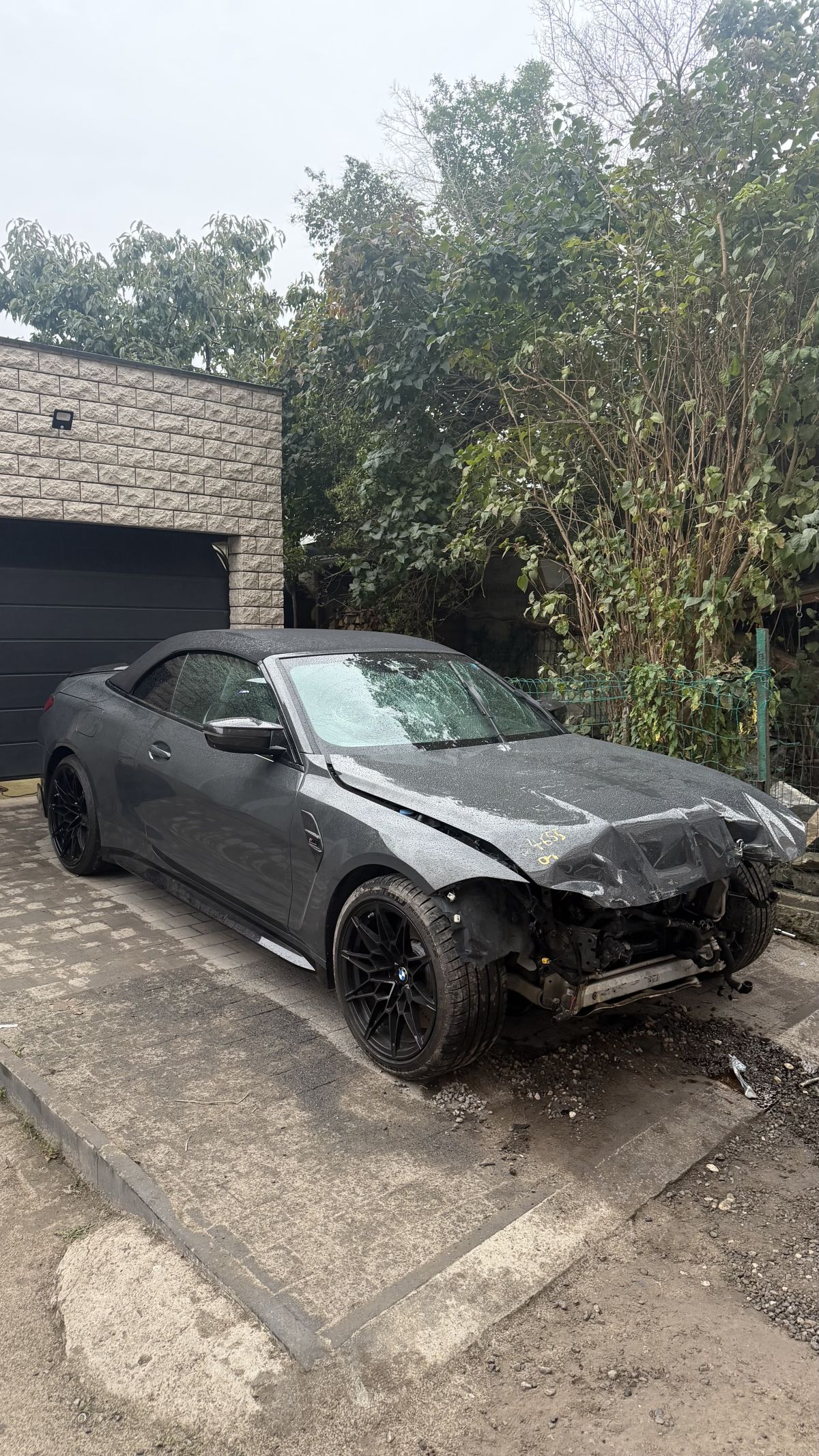 BMW M4 g83 competition accidenté