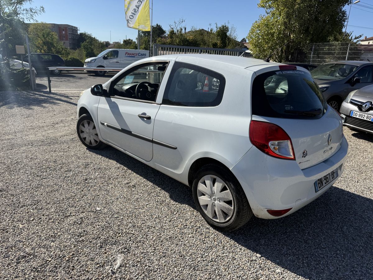 Clio3 5 places