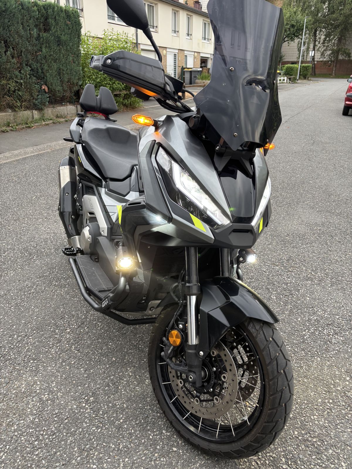 Xadv 750 2024
