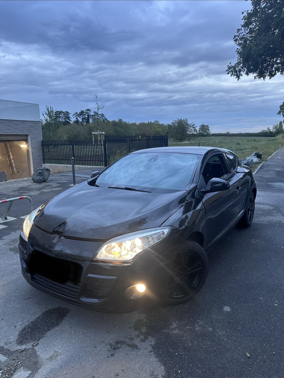 Photo de Renault mégane 3 coupé XV de france