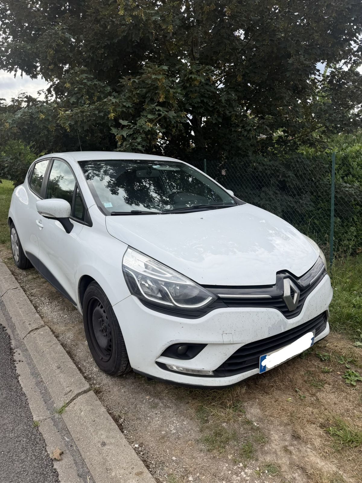 Renault Clio IV 1.5 dci 75 cv 2017 société 2 places