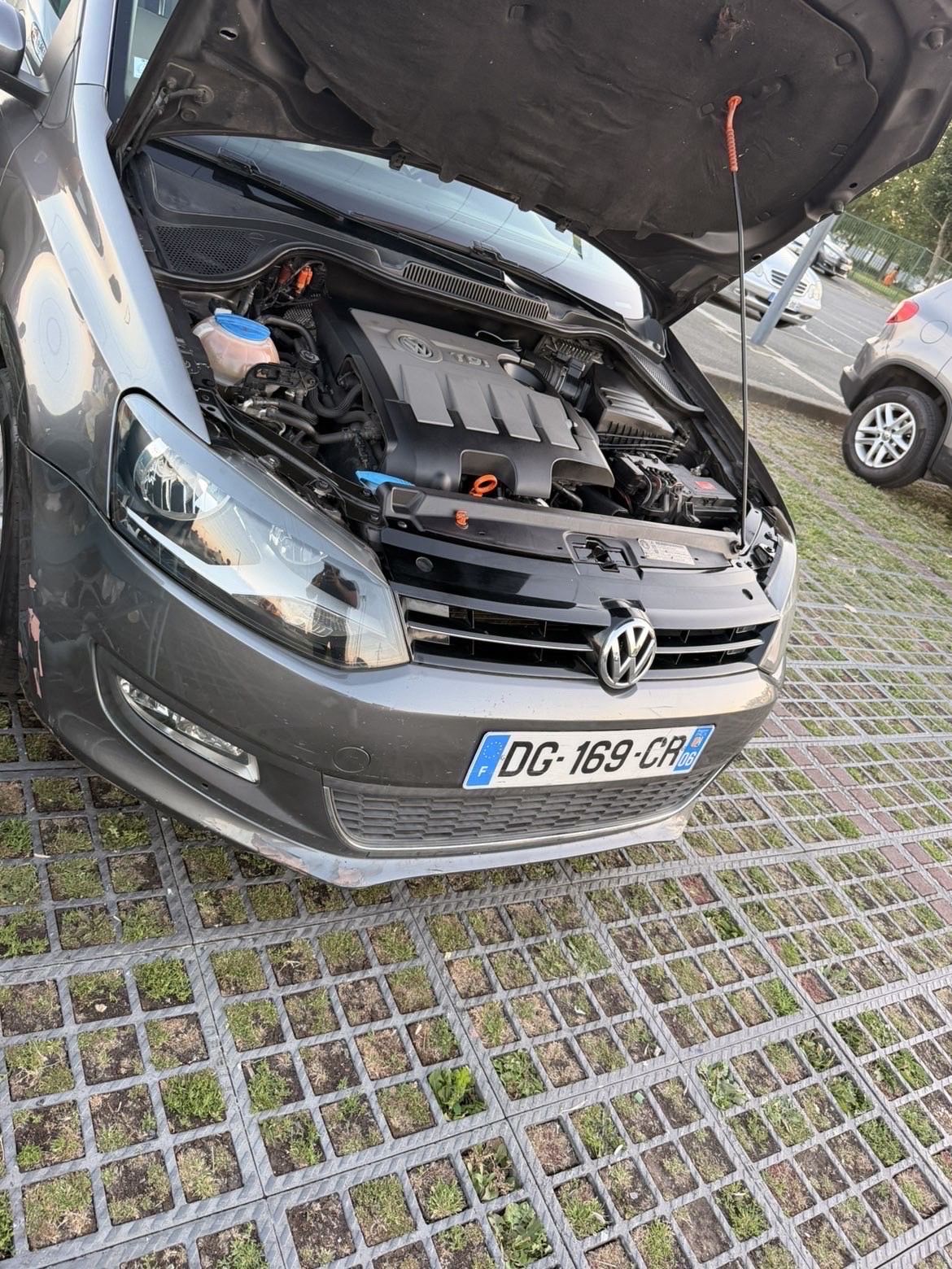 Volkswagen polo 5 1,6 tdi 105 cv