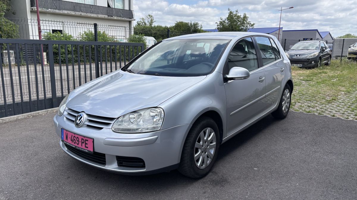 Volkswagen Golf 5 1.4 75 CH