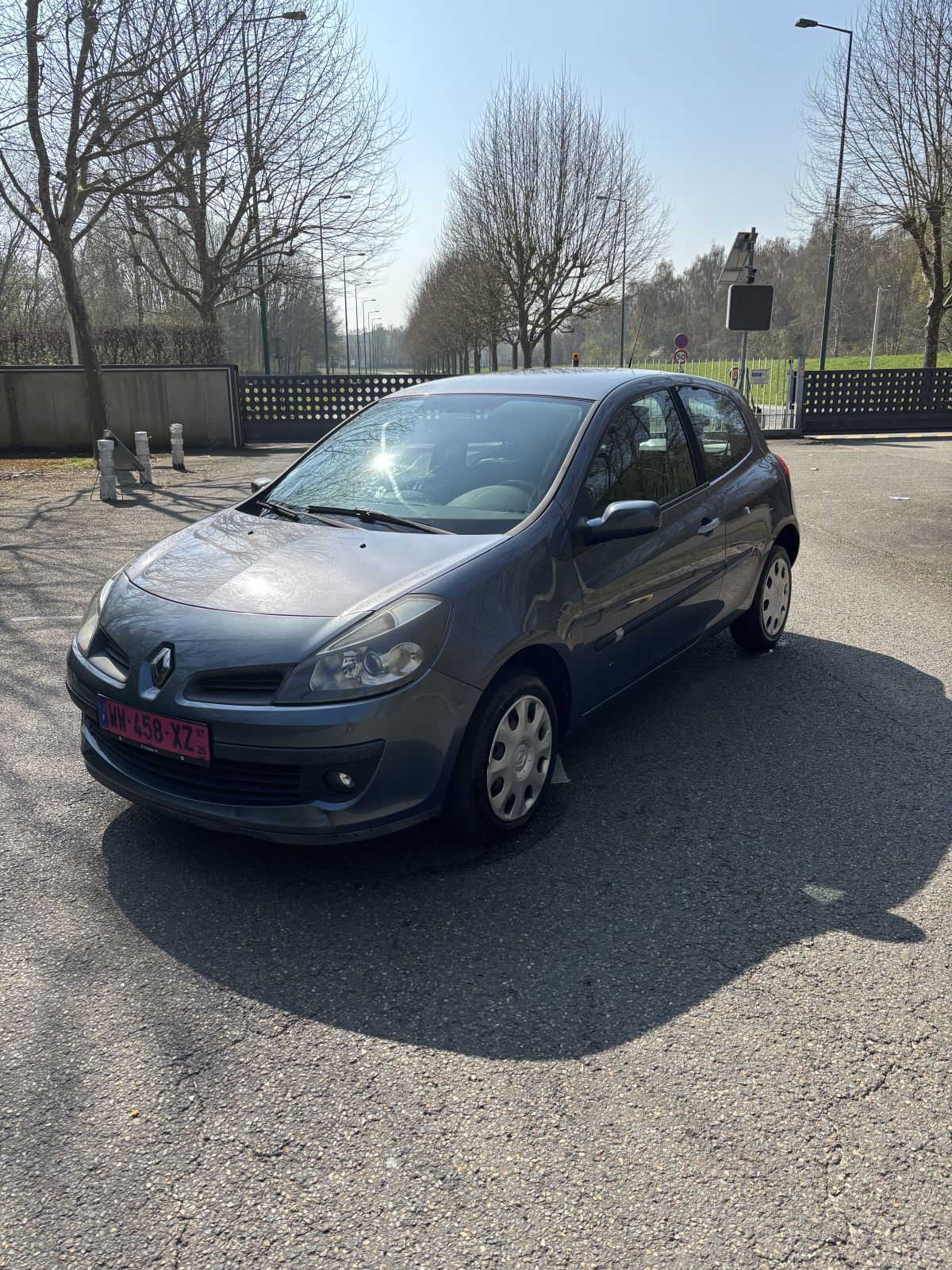 CLIO 3 Essance faible kilométrage